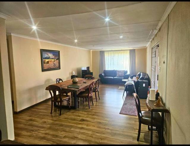 2 BEDROOM HOUSE FOR SALE IN TERENURE